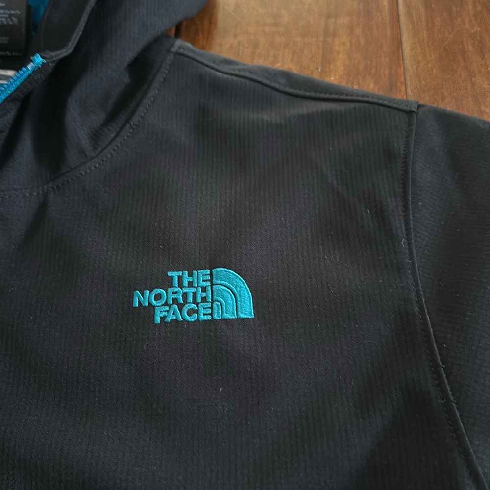 The North Face Jacket - Picture 6 of 7